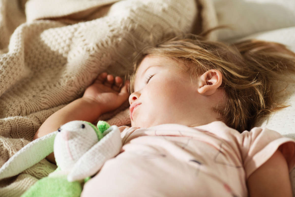 Científicos japoneses descubren cuál es el truco para dormir a un bebé  rápidamente